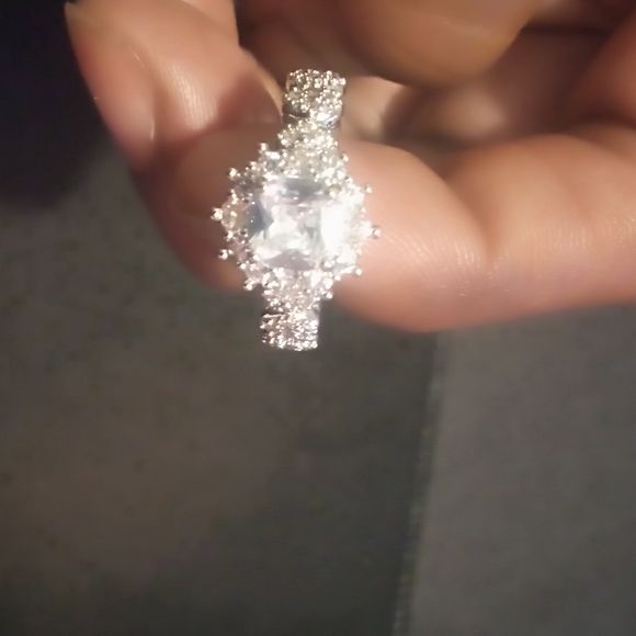 Women's Size 6 Sterling Silver Cz Stone ring - Picture 2 of 8